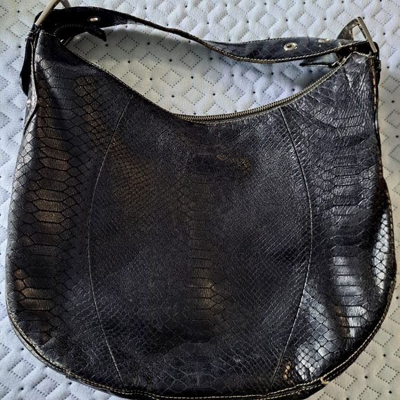Black Leather Jones New York Shoulder Bag - Picture 2 of 3